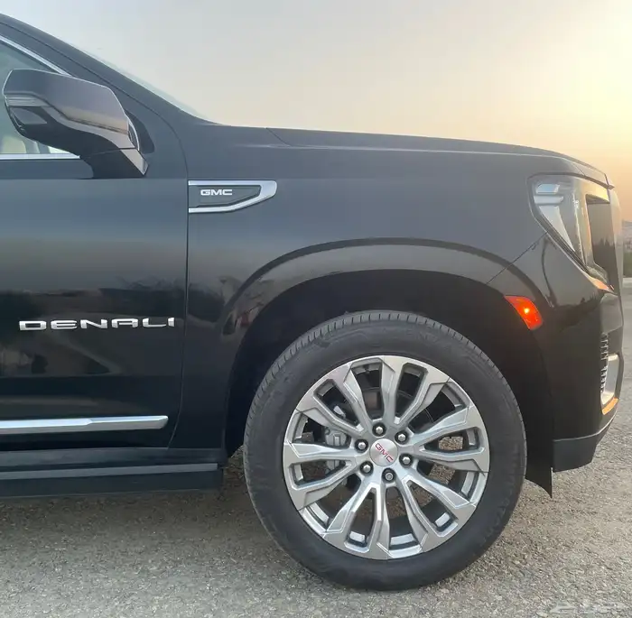 يوكن دينالي 2022 شبه جديد 30