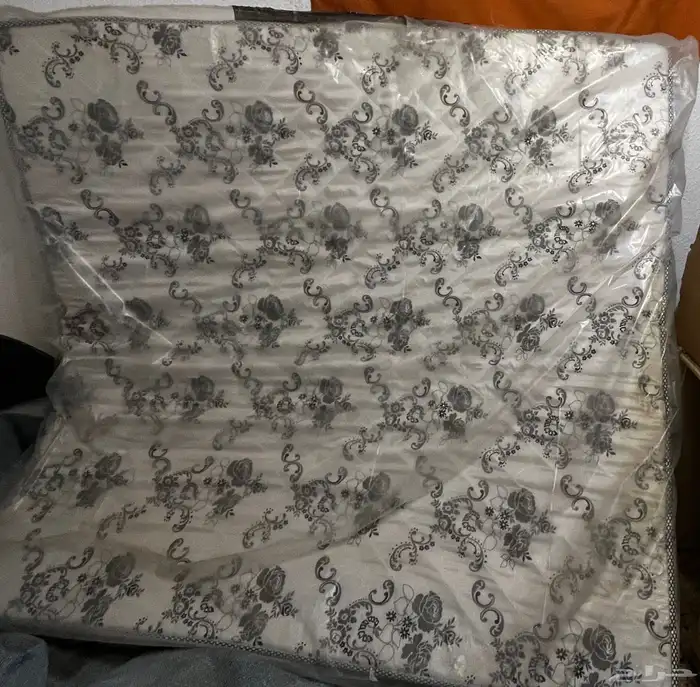 مرتبه سرير جديده 2 في 1.80 0