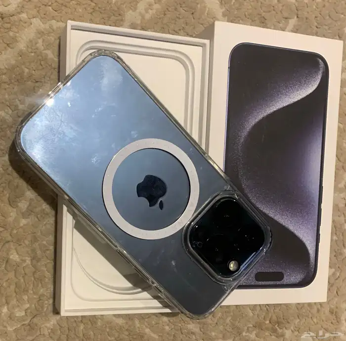 ايفون 15 برو 1