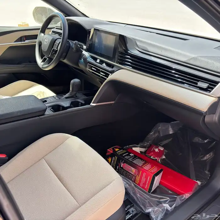 كامري استاندر بريمي 2025 اسود - ابيض 6