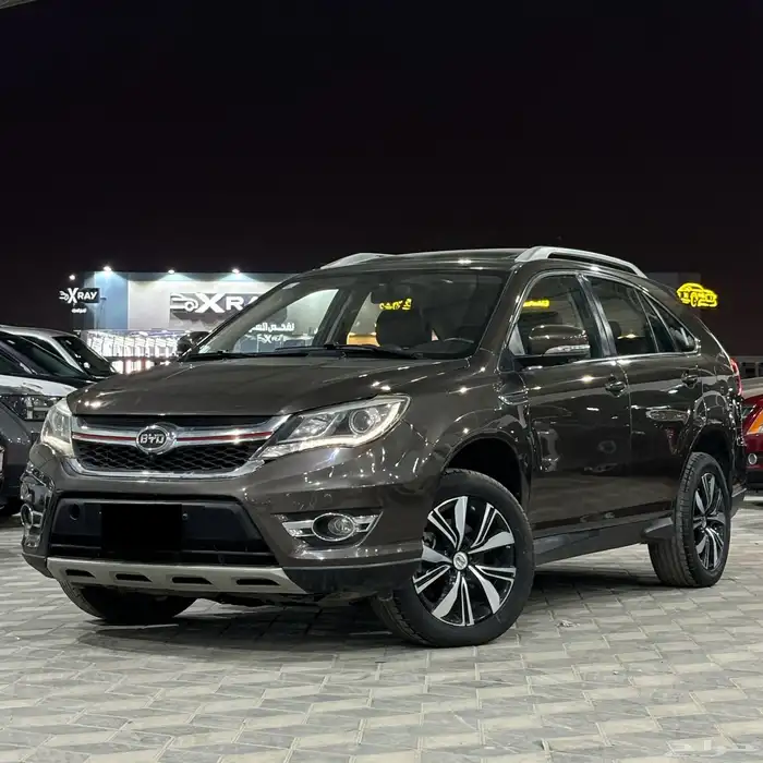بي واي دي BYD S7 2019 فل كامل عائلي ثلاث صفوف 0