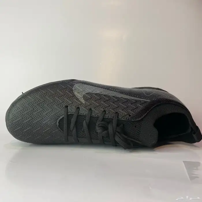 جزمة نايك Air Zoom KM لكرة القدم صناعة فيتنامية بسعر 87 ريال 7