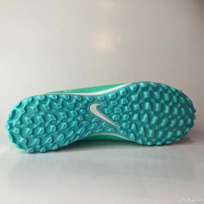 جزمة نايك Air Zoom KM لكرة القدم صناعة فيتنامية بسعر 87 ريال 4