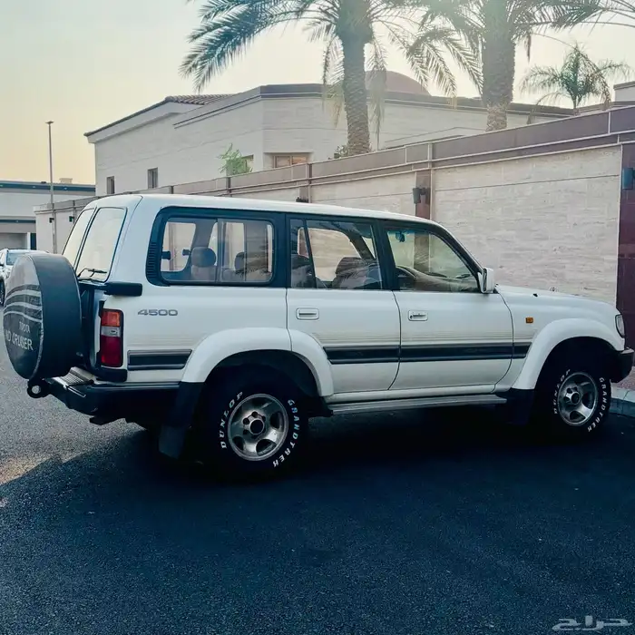 لاند كروزر 1994 مخزن بودي بلد 6