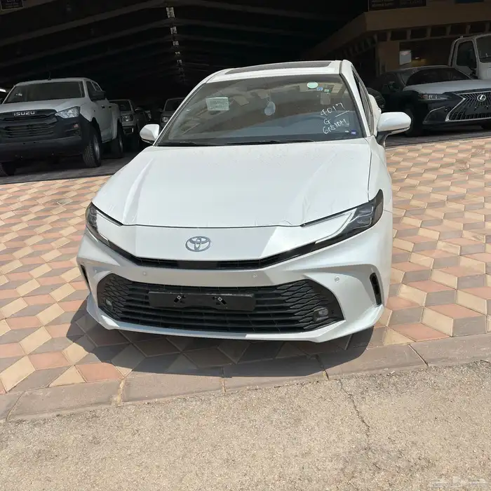 كامري LE بنزين 2025 سعودي 3