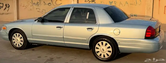 فورد كروان فكتوريا 2