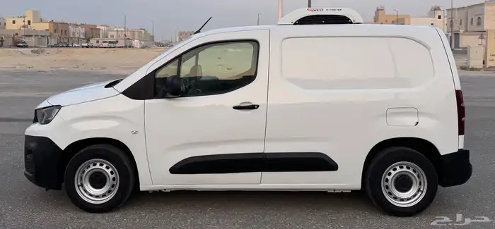 بيجو بارتنر 2022 ثلاجه نظيف 0