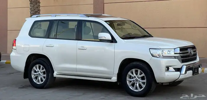 تويوتا- لاند كروزر-2019-GXR-ديزل- V8-قمه النظافه 3