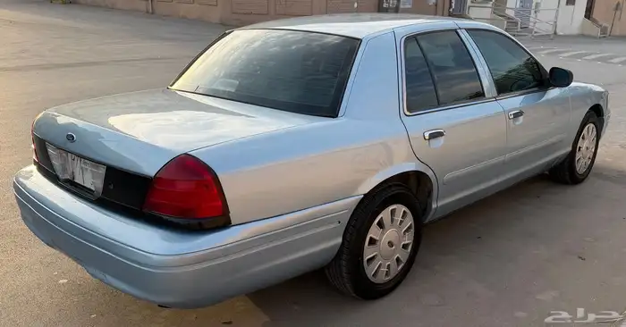 فورد كروان فكتوريا 3