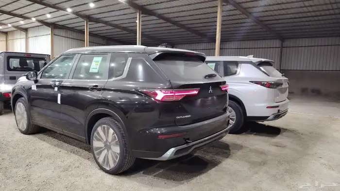 ميتسوبيشي أوتلايندر 2026 2