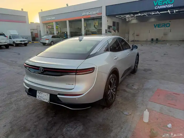 البيع كراون مديل 2023بريميوم 7