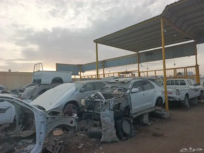 جموس وهيلكسات وهوندا اكرد ولكزاس 3