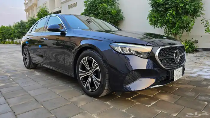 مرسيدس E200 موديل 2024 العداد 12 ألف كيلو فقط 11