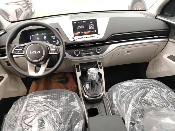 كيا كارينز 7ركاب GLS نص فل موديل 2025 23