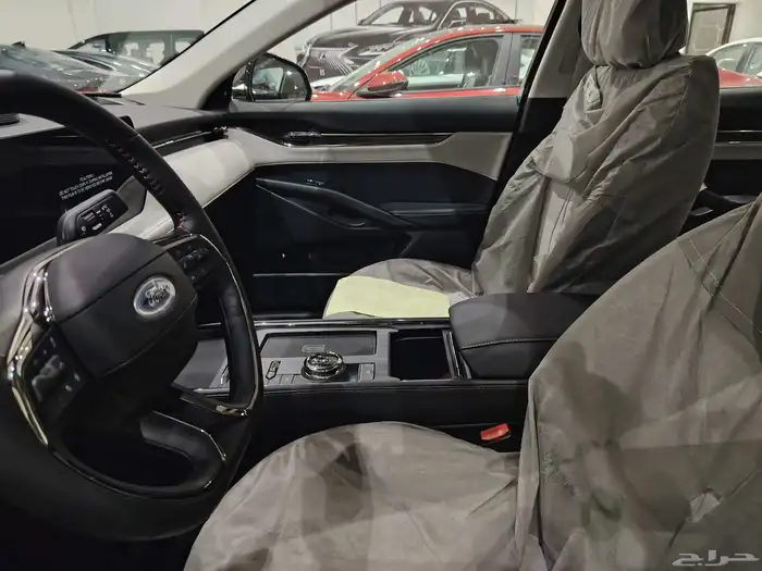 فورد تورس تيتانيوم 2026 10