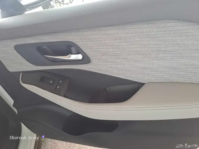 نيسان اكس تريل SVنص فل بلس 7مقاعد موديل 2025 13