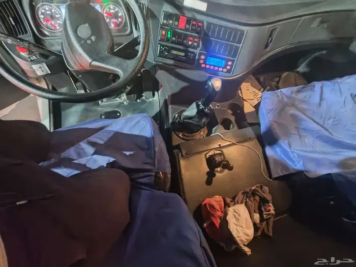 كرينات ورافعات حديثه وقديمه للبيع والايجار 8