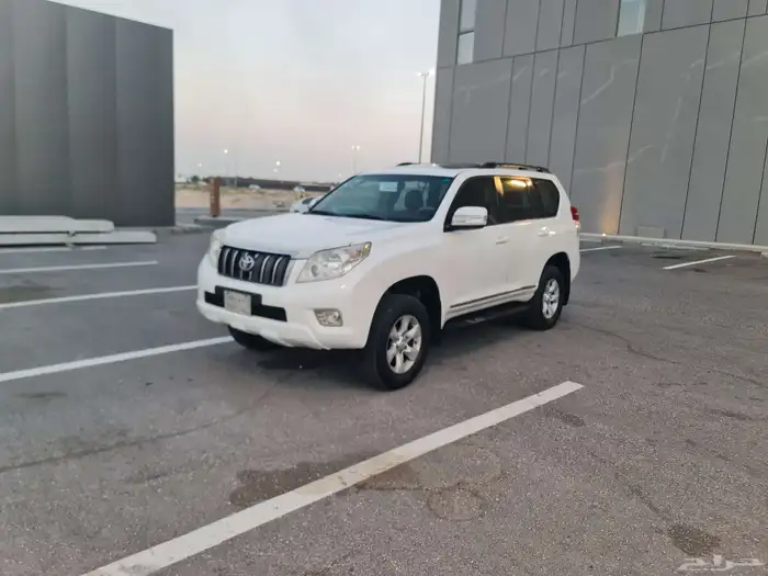 للبيع برادو موديل 2013 وراد عبداللطيف 6 سلندر 4