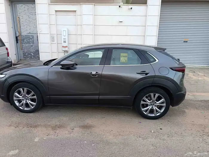 سيارة مازدا CX-30 موديل 2021 فل كامل فتحت سقف 11