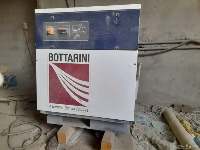 ضاغط هواء لمصنع (كمبروسر) من طراز BOTTARINI KS 59. 2
