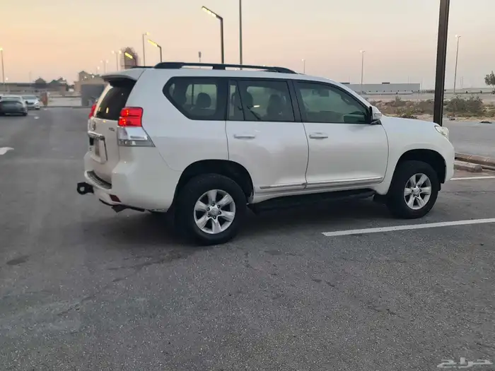 للبيع برادو موديل 2013 وراد عبداللطيف 6 سلندر 8