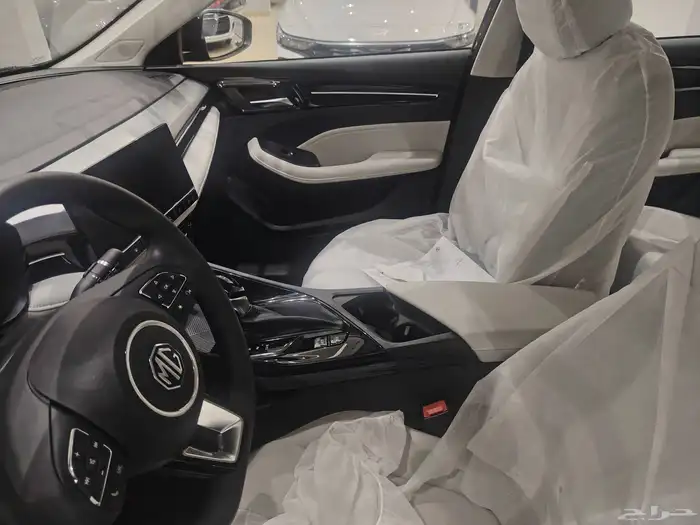 ام جي 5 استاندر الشكل الجديد 2025 8