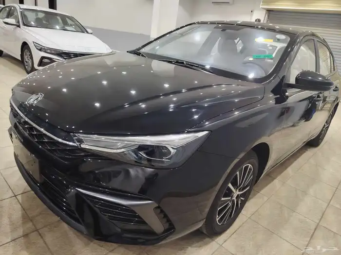 ام جي 5 استاندر الشكل الجديد 2025 0