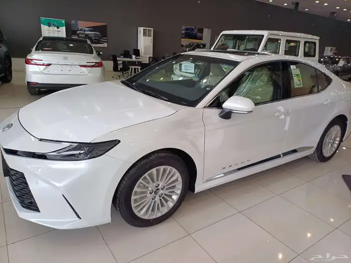 تويوتا كامري LE بنزين 3