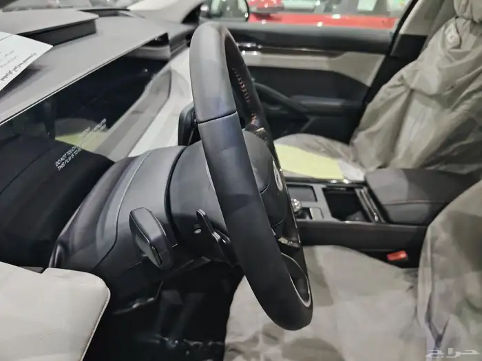 فورد تورس تيتانيوم 2026 11