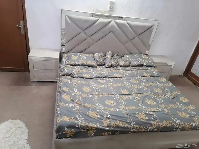 غرفة نوم للبيع 2