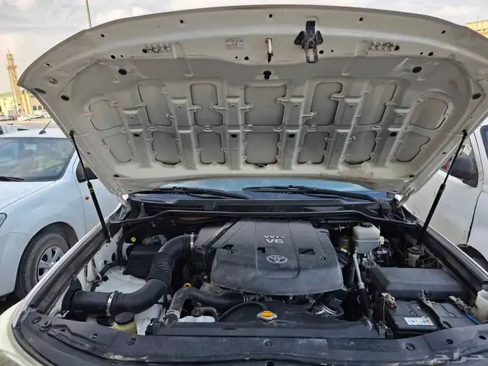 جيب لاندكروزر 2008 قير عادي 6 سرندل 8