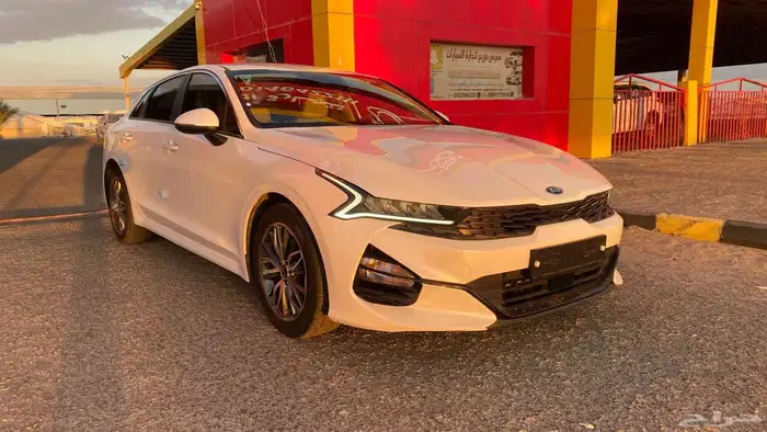 كيا كي 5 2021 نص فل رادار (بنزين)2.0L 3
