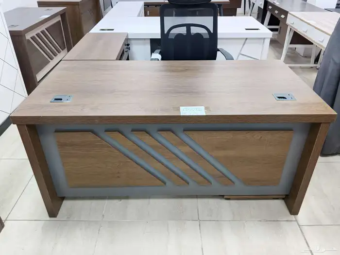 وركستيشن بارتيشن طاولة اجتماع كراسي مكتب كونتر استقبال 9