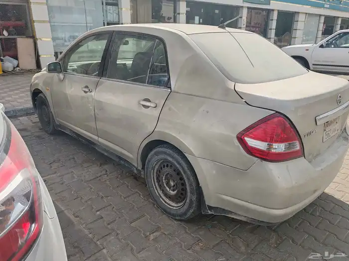 نيسان تيدا 2008 6