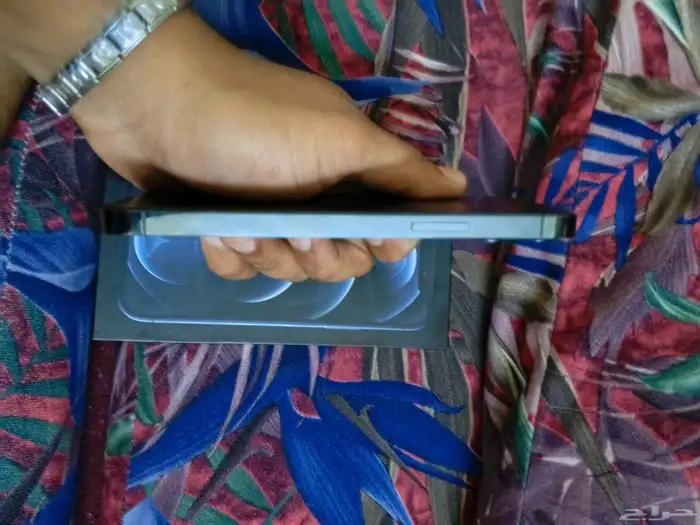 ايفون 12بور 3