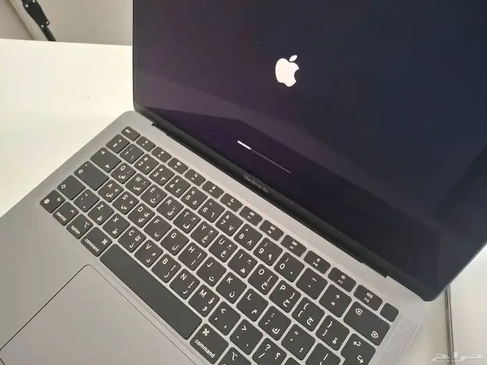 MacBook Air M1 2020 8K 0