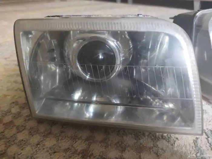 عدسات فورد ماركيز 3