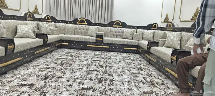 Translate Post  مفروشات الرياض  تفصيل جميع انواع الكنب وال 4