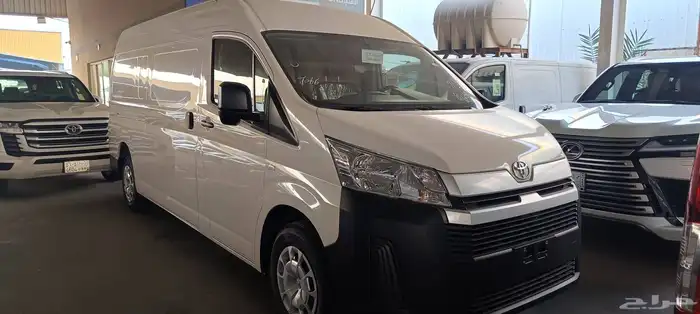 Toyota HIACE 2