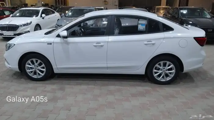 ام جي 5 كومفورت 2025 13