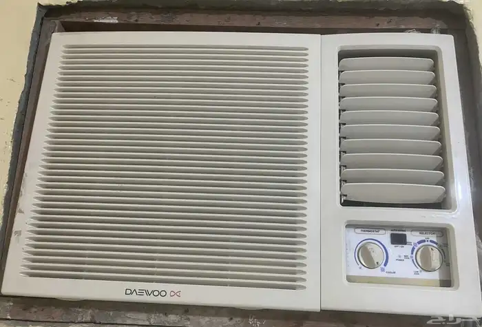 طقم كنب ممتاز ومكيف بارد ممتاز جدا 24وحده ممتاز 1