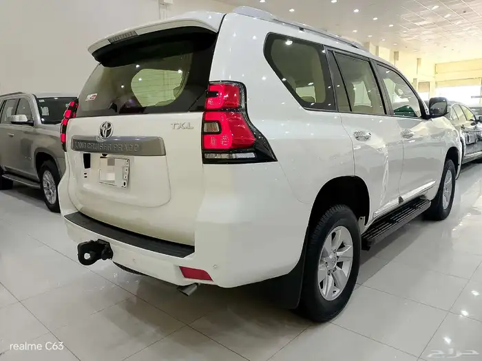 برادو 2023 TXLسعودى ممشي 25الف فقط 6