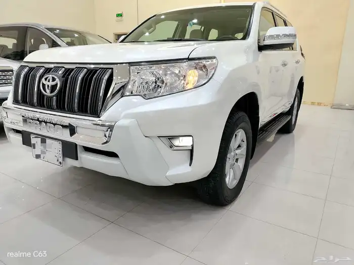 برادو 2023 TXLسعودى ممشي 25الف فقط 8