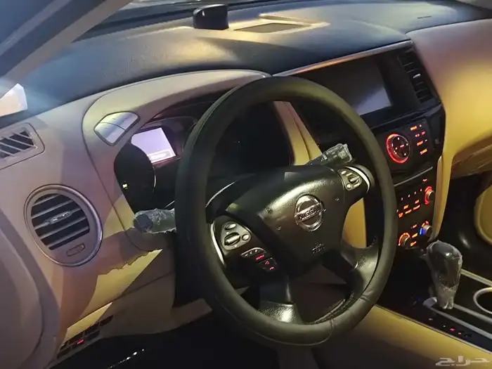 للبيع نيسان باثفايندر 2016 نظيفة بالأحساء 44