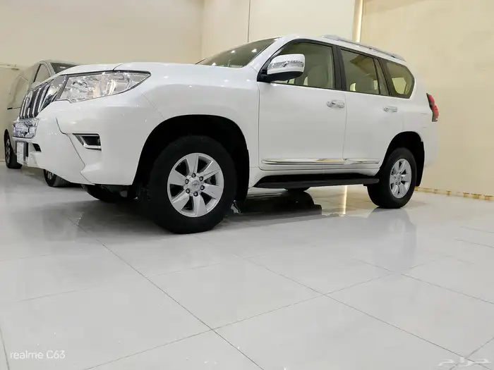 برادو 2023 TXLسعودى ممشي 25الف فقط 3