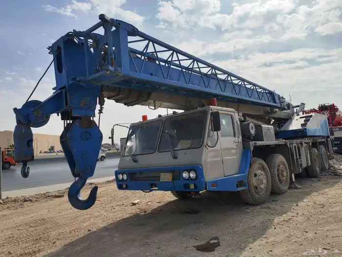 كرينات ورافعات حديثه وقديمه للبيع والايجار 1