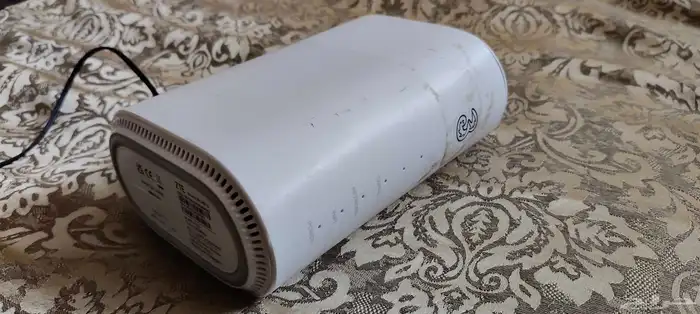 جهاز راوتر ZTE موديل   MC801A 1