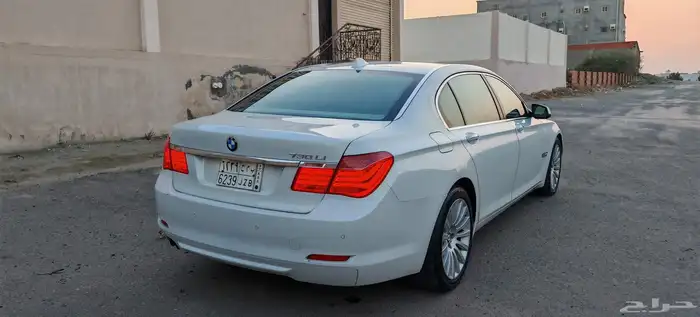للبيع بي ام دبليو bmw 730 موديل 2012 6