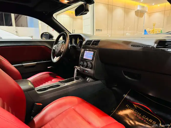 جالينجر RT 2014 V8 سعودي بحاله ممتازه 12