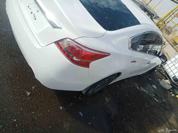 تشليح قطع غيار نيسان التيماء مديل 2015 7